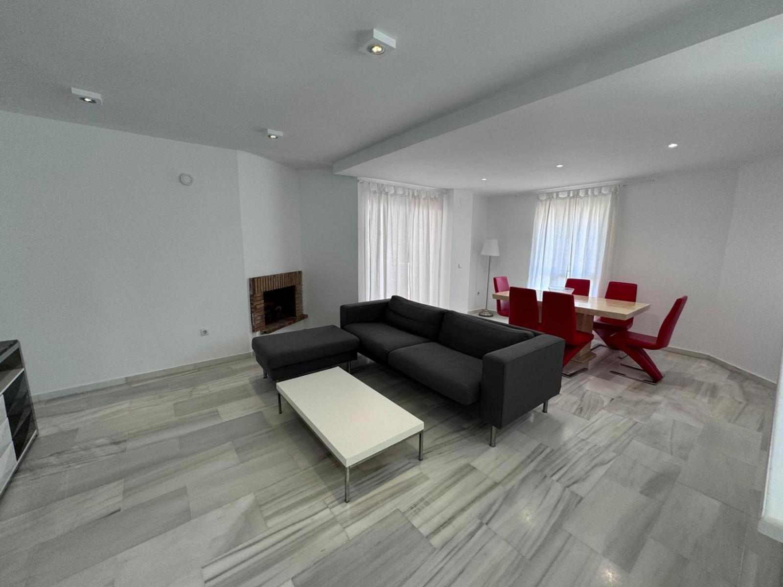 Apartamentos Naranjos Del Sol Marbella Esterno foto
