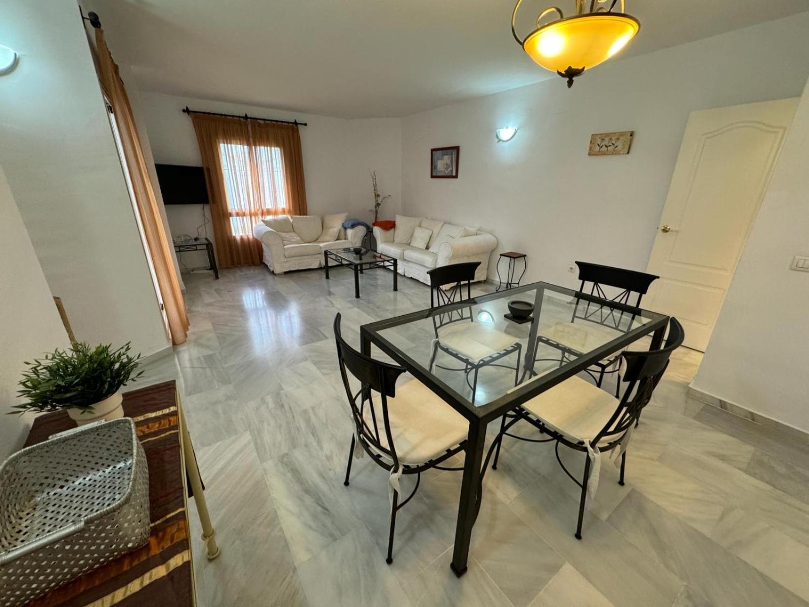 Apartamentos Naranjos Del Sol Marbella Esterno foto